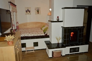 Chalupa s koupacím sudem - Beskydy - Javorníky