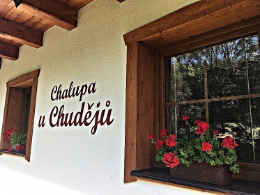 Chalupa s koupacím sudem - Beskydy - Pluskovec