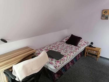Chalupa Český ráj - bazén a vinný sklep - Jičín