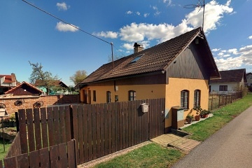 Chalupa Český ráj - bazén a vinný sklep - Jičín