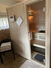 Rouben� chalupa se saunou - Na Vr��ch - �enkovice