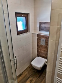 Chata terasa a bazn - Prodn rezervace Rejvz