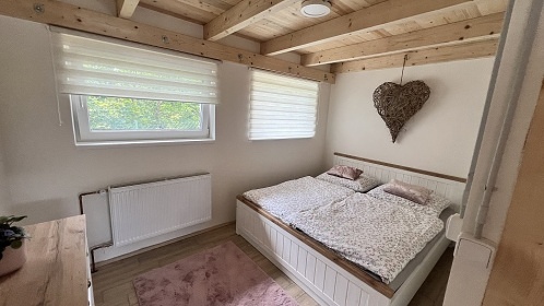 Chata u řeky Sázavy - lodě a rafty - Zliv