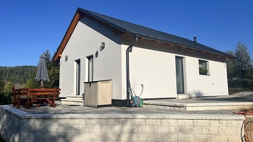 Chata u S�zavy - lod� a rafty - �esk� �ternberk