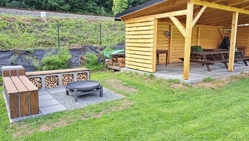 Chalupa se saunou - Kouty - �ervenohorsk� sedlo