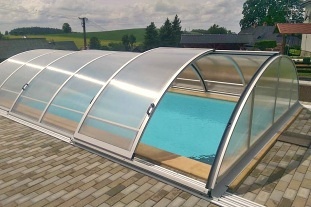 Chalupa s bazénem - s výhledem na Suchý vrch