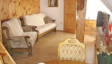 Chalupa s baz�nem - a v�hledem na Such� vrch