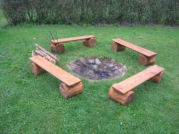 Chalupa s baznem - s vhledem na Such vrch