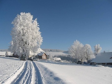 Chalupa s baz�nem - a v�hledem na Such� vrch