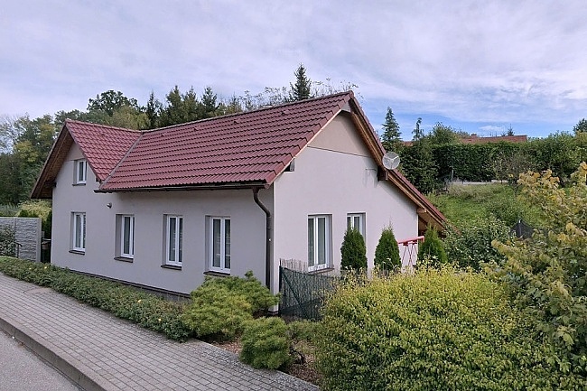 Chalupa u hradu Trosky - Český ráj - Hrubá Skála