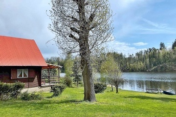 Chata u vody - pehrada Hracholusky - Plzesk ZOO