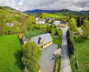 Chalupa pro d�ti a h�i�t� - term�ly Velk� Losiny