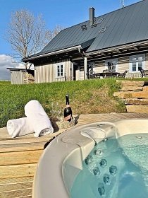 Wellness roubenka s kachlovou pec� - Bed�ichovka