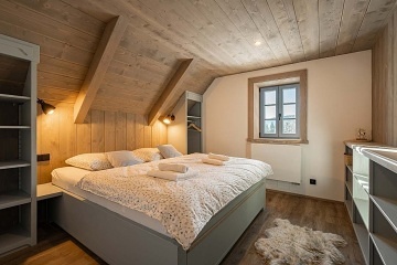 Wellness roubenka s kachlovou pec� - Bed�ichovka