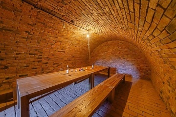 Chata a vinn sklep - pehrada Nov Mlny - Plava