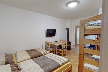 Chata s baznem - pehrada Vranov - Corntejn