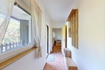 Chata s baznem - pehrada Vranov - Corntejn