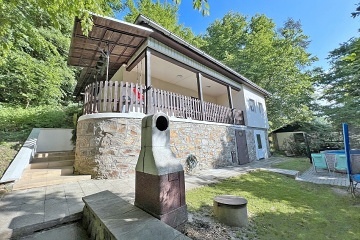 Chata s baznem - pehrada Vranov - Corntejn