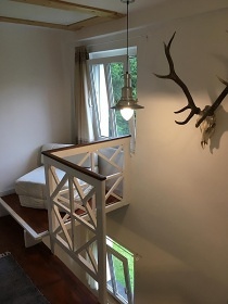 Chalupa se zahradou u potoka - Kru�n� hory