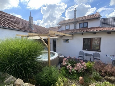 Chalupa Chiby - vivka a vinn sklep - Buchlovice