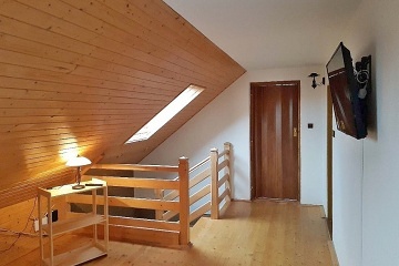 Chalupa baz�n a wellness - Rejv�z - Mechov� jez�rka