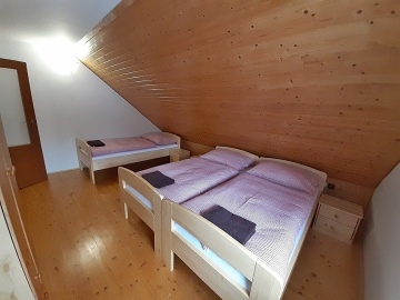 Chalupa baz�n a wellness - Rejv�z - Mechov� jez�rka