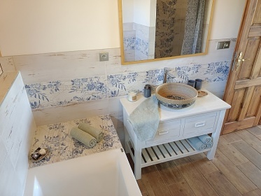 Roubenka s v�hledem - Volyn� - p�edh��� �umavy