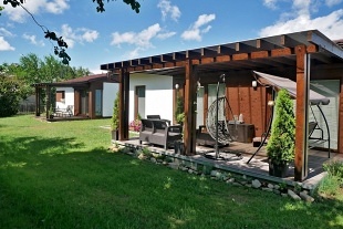 Chaty s baz�nem - CHKO Beskydy - Pustevny