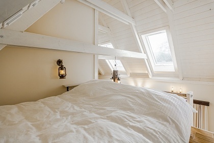 Chata Kru�n� hory - hrad Per�tejn - �eka Oh�e