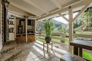 Chata Kru�n� hory - hrad Per�tejn - �eka Oh�e