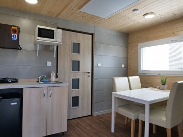 Chaty a bungalov s baz�nem - Gibon park - Beskydy