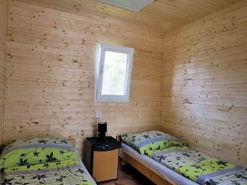 Chaty a Kemp s baz�nem - Gibon park - Beskydy