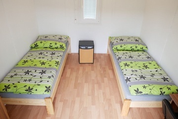 Chaty a Kemp s baz�nem - Gibon park - Beskydy