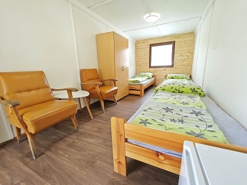 Chaty a Kemp s baz�nem - Gibon park - Beskydy