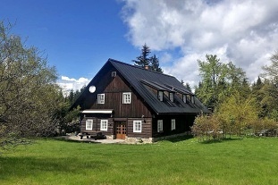 Nov� objekt: Rouben� chalupa - Luisino �dol� - Orlick� hory 8C-325