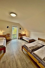 Chalupa a v��ivka - cyklostezka u Be�vy - Pustevny