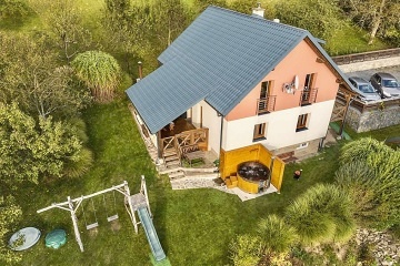 Chalupa a v��ivka - cyklostezka u Be�vy - Pustevny