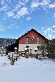 Chalupa a v��ivka - cyklostezka u Be�vy - Pustevny