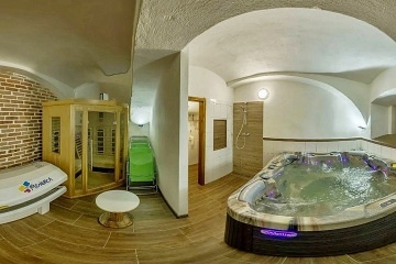 Rodinn� chalupa baz�n a wellness - ji�n� �echy