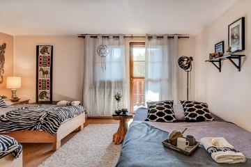 Chalupa pro rodiny - ZOO Zl�n Le�n� - Hrad Lukov