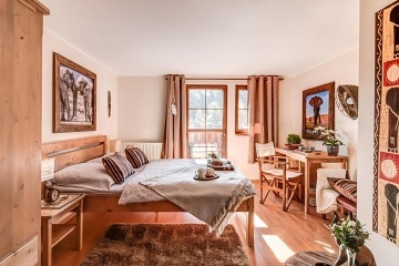 Chalupa pro rodiny - ZOO Zl�n Le�n� - Hrad Lukov