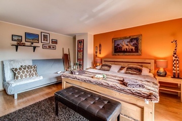 Chalupa pro rodiny - ZOO Zl�n Le�n� - Hrad Lukov