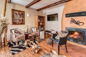 Chalupa pro rodiny - ZOO Zl�n Le�n� - Hrad Lukov