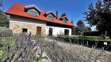 Chalupa u pehrady Rozko - Jesteb hory