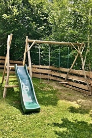 Chalupa s v��ivkou - d�tsk� park B�l� - Beskydy