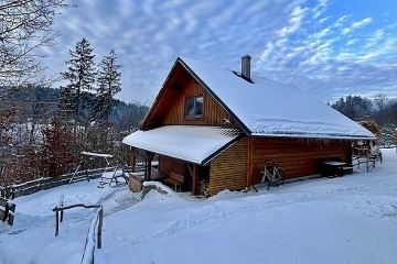 Chalupa s v��ivkou - d�tsk� park B�l� - Beskydy