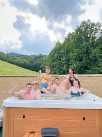 Chata s v��ivkou - Satinsk� vodop�dy - Beskydy