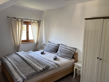 Chata s v��ivkou - Satinsk� vodop�dy - Beskydy