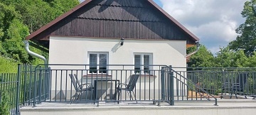 Chalupa s terasou - Toulovcovy Ma�tale - Poli�ka