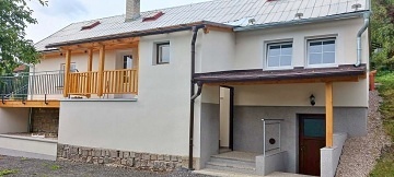 Chalupa s terasou - Toulovcovy Ma�tale - Poli�ka